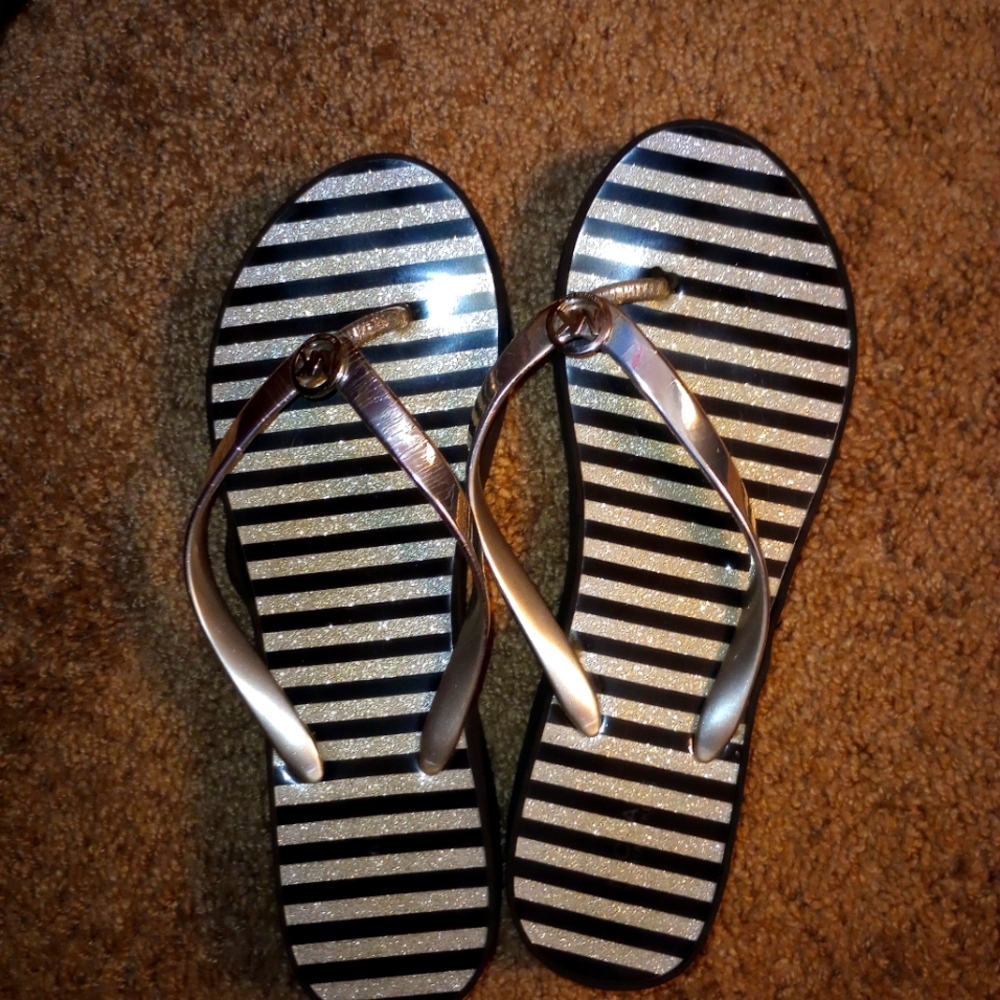 Michael Kors Sandels